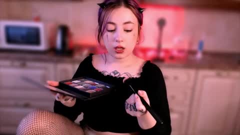 Snapshot of ediefris chatting on March 7, 8:13 am fickle demon made of clumps of matter online show from March 7, 8:13 am