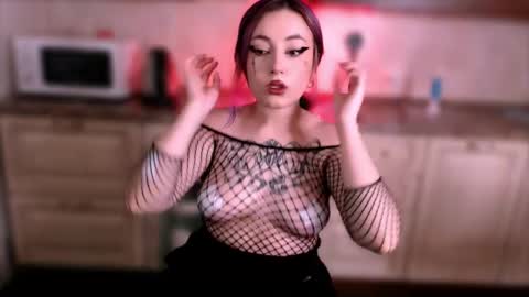 Snapshot of ediefris chatting on March 7, 4:00 pm fickle demon made of clumps of matter online show from March 7, 4:00 pm