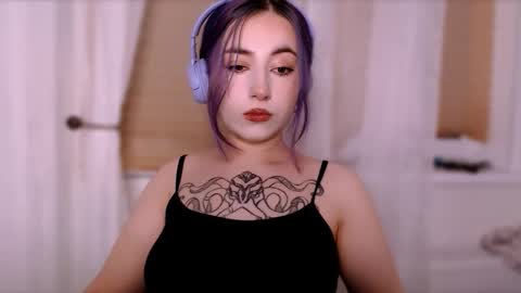 Snapshot of ediefris chatting on October 18, 3:02 pm fickle demon made of clumps of matter online show from October 18, 3:02 pm