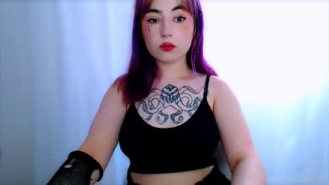 Snapshot of ediefris chatting on June 23, 5:05 am fickle demon made of clumps of matter online show from June 23, 5:05 am