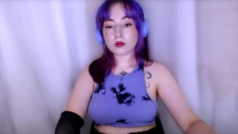 Snapshot of ediefris chatting on July 18, 10:02 pm fickle demon made of clumps of matter online show from July 18, 10:02 pm