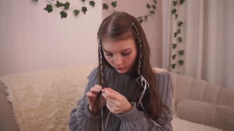 Lisa  online show from January 12, 11:04 pm