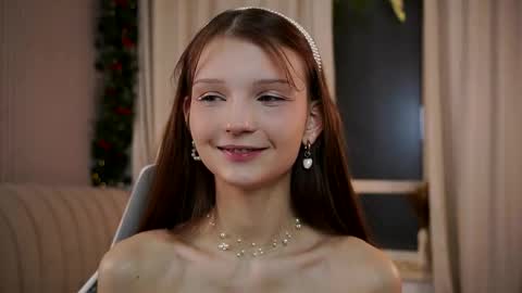 Snapshot of edithgalpin chatting on February 18, 11:22 pm Lisa online show from February 18, 11:22 pm