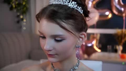 Snapshot of edithgalpin chatting on March 7, 11:13 pm Lisa online show from March 7, 11:13 pm