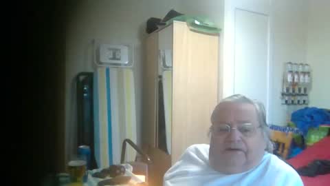 edst65 online show from February 11, 9:58 am