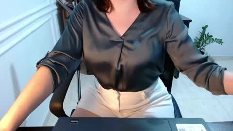 Snapshot of eduard_amun chatting on May 27, 3:14 am eduard_amun online show from May 27, 3:14 am