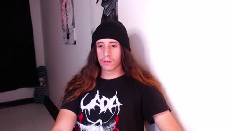 edward_chann online show from December 3, 3:52 am