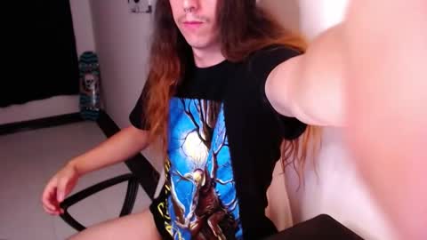 edward_chann online show from December 5, 5:15 am