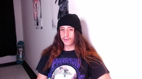 edward_chann online show from December 11, 12:33 am