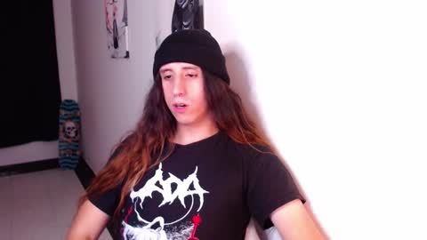 edward_chann online show from February 14, 7:28 am