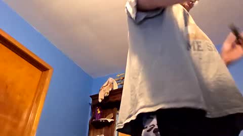 edwardaims_2please online show from November 16, 5:51 pm