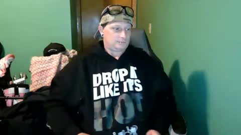 edwardaims_2please online show from July 16, 2:50 am