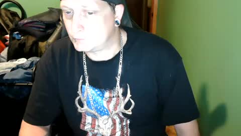 edwardaims_2please online show from July 26, 9:00 pm