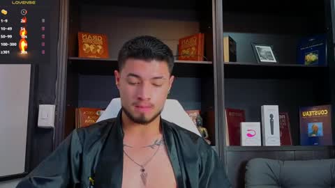 Snapshot of edwardross_ chatting on September 24, 10:24 pm Edward Ross online show from September 24, 10:24 pm