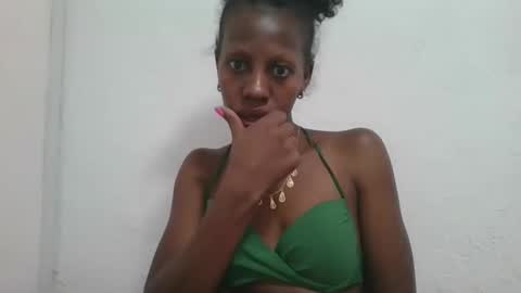 edwige770943 online show from June 6, 9:47 am