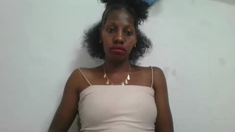 edwige770943 online show from June 7, 1:37 pm