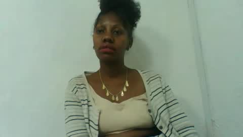 edwige770943 online show from June 9, 4:51 pm