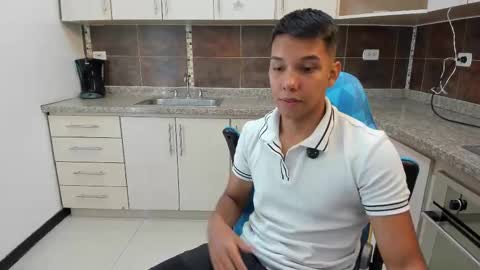 edwin blaz. online show from September 25, 4:38 am