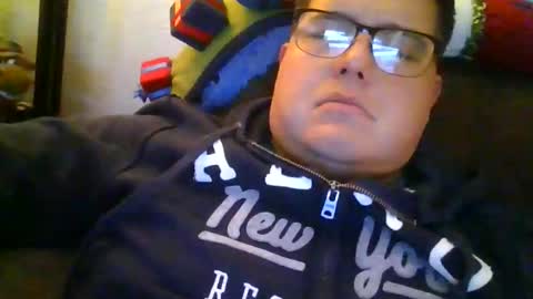 Snapshot of edwins777 chatting on December 15, 10:58 pm Nicky789 online show from December 15, 10:58 pm