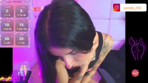 eemily_1 online show from February 10, 2:16 pm