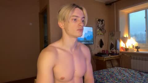 Eve Lovelace online show from December 3, 12:49 pm