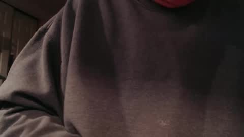 eeyoreeeyore online show from October 29, 9:16 pm