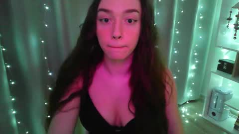 effie_balconii online show from January 18, 3:16 pm