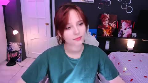 Snapshot of effie_lee chatting on April 26, 10:57 am Effie online show from April 26, 10:57 am