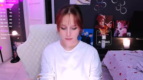 Snapshot of effie_lee chatting on May 14, 12:39 am Effie online show from May 14, 12:39 am