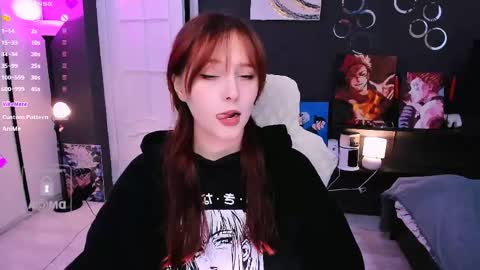 Snapshot of effie_lee chatting on May 22, 11:05 am Effie online show from May 22, 11:05 am