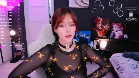 Snapshot of effie_lee chatting on May 23, 8:51 am Effie online show from May 23, 8:51 am
