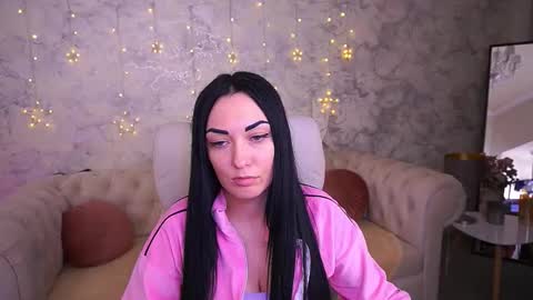 effie_luvv online show from February 1, 12:48 pm