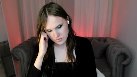 Effie Mur online show from June 2, 9:39 pm