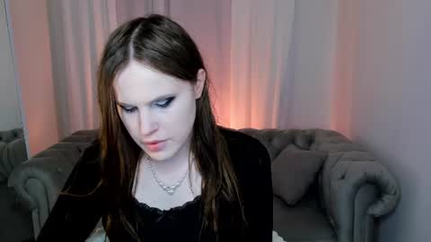 Effie Mur online show from June 26, 10:25 pm