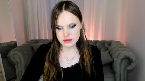 Effie Mur online show from July 5, 4:19 am