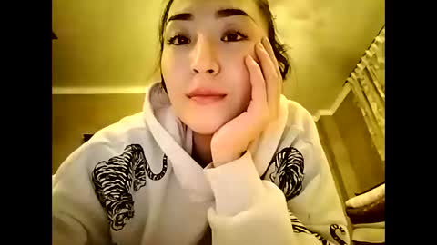 Effy online show from December 11, 12:34 pm