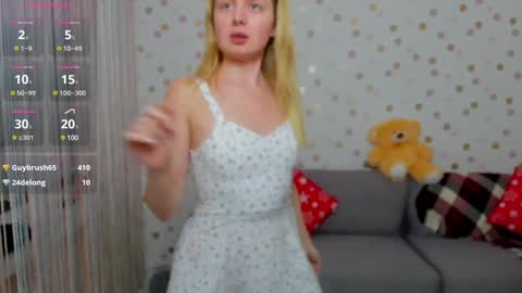Snapshot of effyangel chatting on January 7, 3:02 pm Effy online show from January 7, 3:02 pm