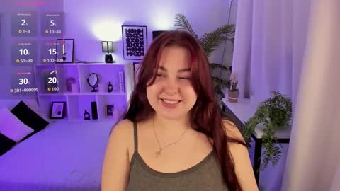 Effy online show from November 4, 1:43 pm