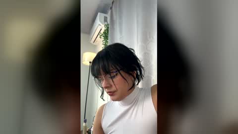 Snapshot of effystone777 chatting on March 16, 4:18 am effystone777 online show from March 16, 4:18 am