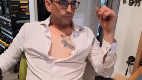 SilverBulture online show from June 14, 1:14 am