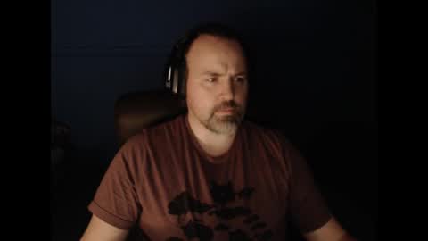 Snapshot of ehmac84 chatting on November 15, 5:42 pm Eh Mac online show from November 15, 5:42 pm