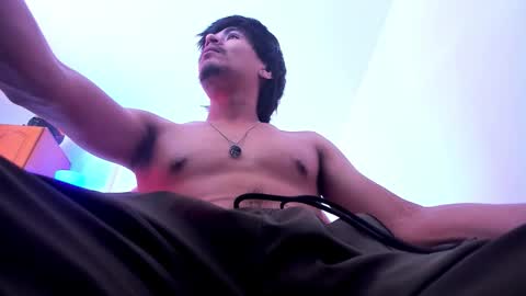 eiden_allenx1 online show from January 18, 5:28 pm