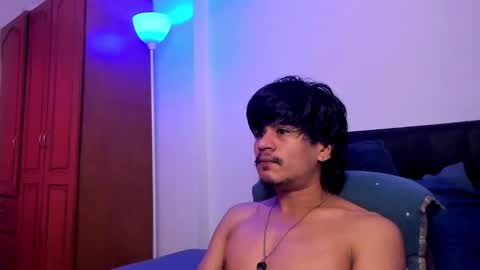 Snapshot of eiden_allenx1 chatting on February 22, 12:47 pm eiden_allenx1 online show from February 22, 12:47 pm