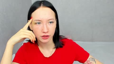 eileenmoores online show from March 23, 4:55 pm