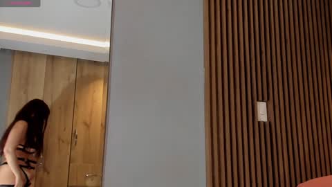 Eilin online show from December 29, 12:34 pm