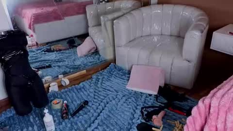 Snapshot of eimmyadams chatting on October 25, 12:51 am EimmyAdams online show from October 25, 12:51 am