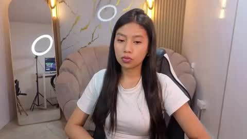 Snapshot of eimy18_b chatting on July 1, 12:40 pm eimy18_b online show from July 1, 12:40 pm