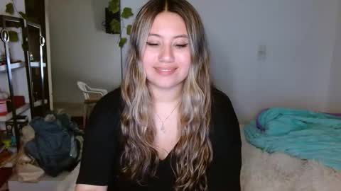 EIMY   MODEL INDEPENDENT online show from October 7, 3:58 am