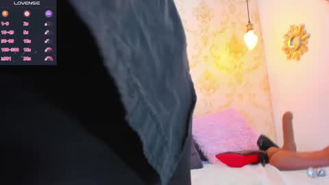 Eimy online show from February 19, 12:25 am