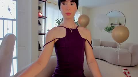 Einyel  online show from February 21, 8:16 pm